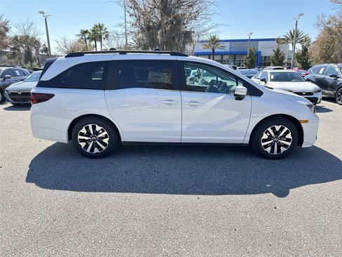 New 2026 Honda Odyssey EX-L image 7