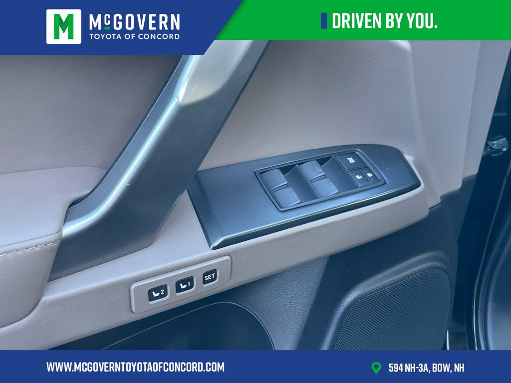 Used 2023 Lexus GX 460 Premium w/ Premium Package AWD/4WD image 15
