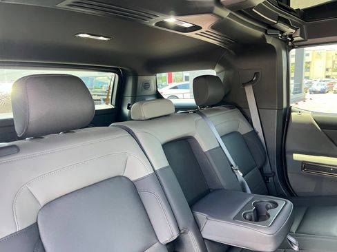 Used 2025 GMC Hummer EV 2X AWD/4WD image 74