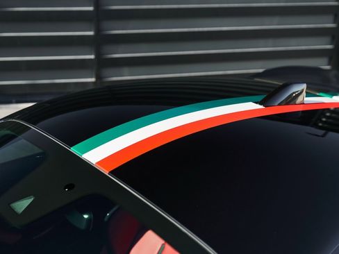 Used 2023 Ferrari SF90 Stradale image 10