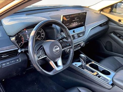 Used 2023 Nissan Altima 2.5 SL image 12