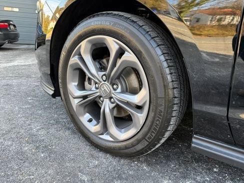 Used 2024 Honda Accord EX image 37