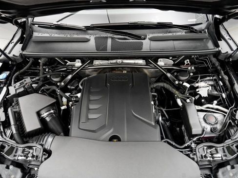 New 2025 Audi Q5 2.0T Premium Plus image 24