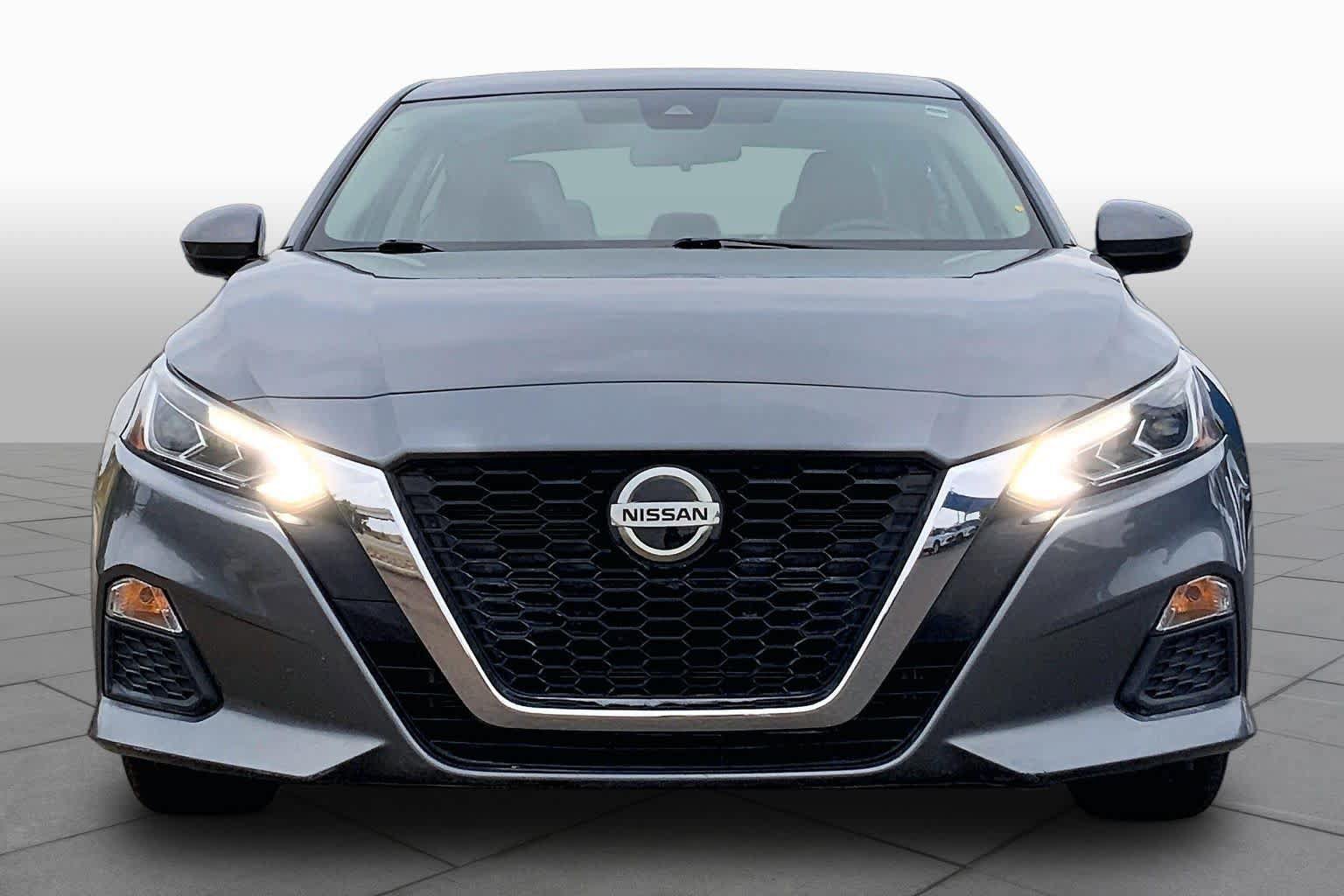 Used 2022 Nissan Altima 2.5 SV FWD image 4