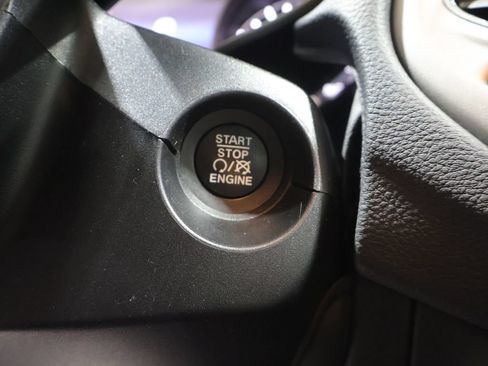 Used 2021 Jeep Compass Latitude AWD/4WD image 27