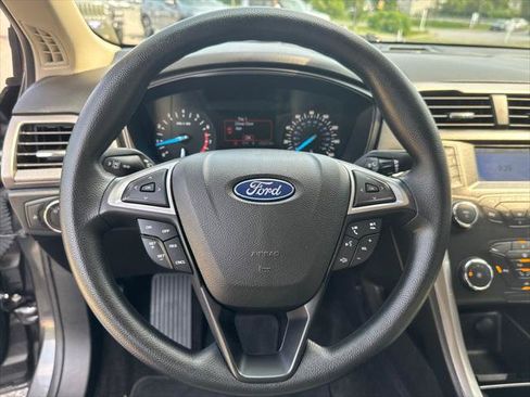 Used 2020 Ford Fusion S FWD image 11