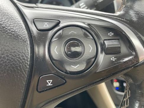 Used 2017 Buick Envision Essence FWD image 19
