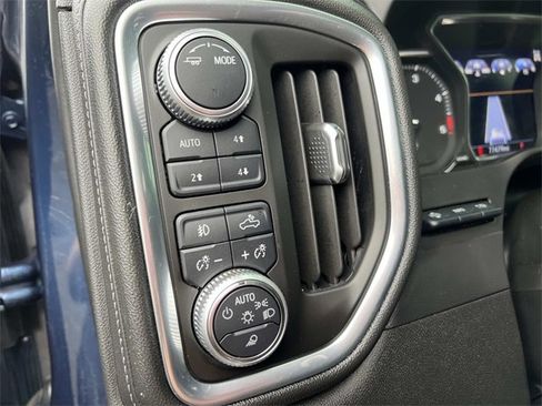 Used 2020 GMC Sierra 3500 Denali w/ Denali Ultimate Package image 15