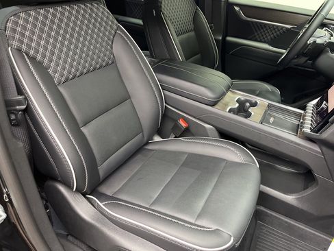 Used 2025 GMC Acadia Denali w/ LPO, Floor Liner Package image 22