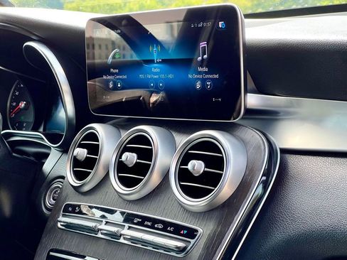 Certified 2021 Mercedes-Benz GLC 300 4MATIC image 13