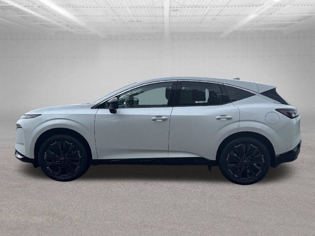Used 2025 Nissan Murano Platinum w/ Cargo Package AWD/4WD image 2
