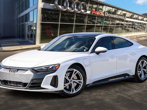 Used 2022 Audi e-tron GT Premium Plus image 1