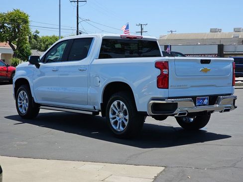 New 2026 Chevrolet Silverado 1500 LTZ w/ LTZ Premium Package AWD/4WD image 4