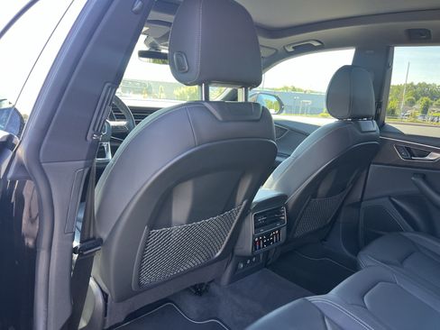 Used 2019 Audi Q8 Premium Plus AWD/4WD image 33