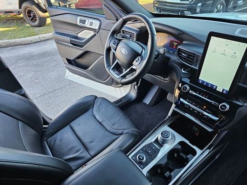Used 2023 Ford Explorer ST w/ Equipment Group 401A image 24