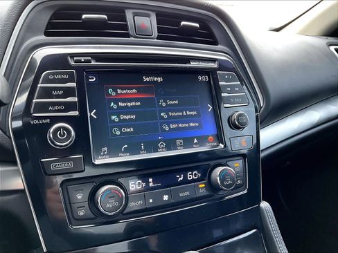 Used 2018 Nissan Maxima SR FWD image 39