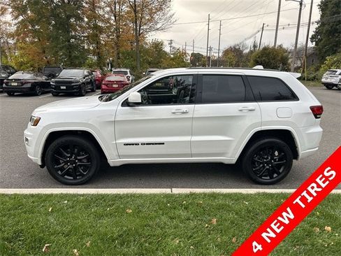 Certified 2021 Jeep Grand Cherokee Laredo X image 5