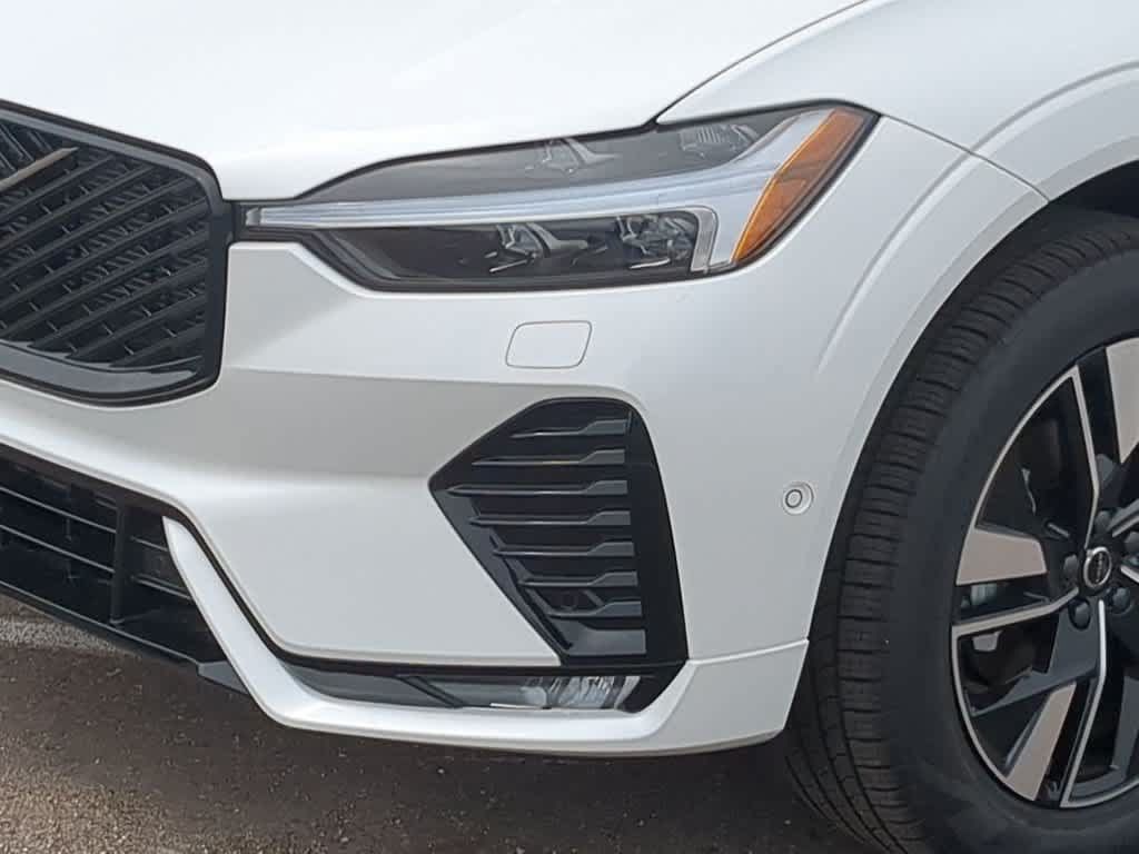 Used 2026 Volvo XC60 B5 Plus w/ Protection Package Premier AWD/4WD image 10
