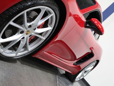 Used 2021 Porsche 718 Cayman S RWD image 8
