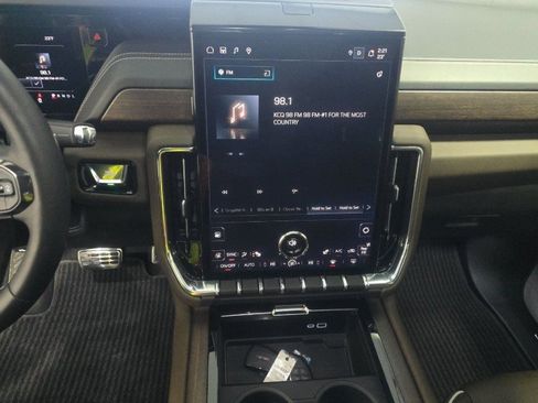 Used 2025 GMC Yukon XL Denali Ultimate image 7