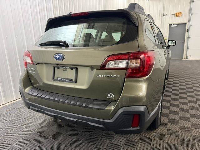 Used 2019 Subaru Outback 2.5i AWD/4WD image 5
