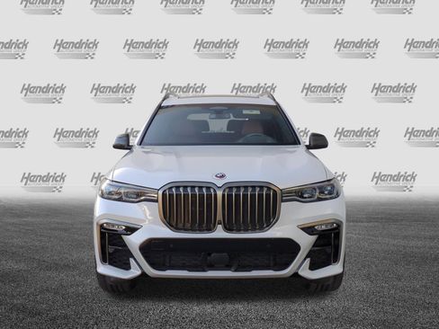 Certified 2022 BMW X7 M50i image 3