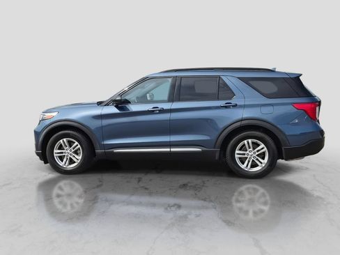 Used 2020 Ford Explorer XLT RWD image 5
