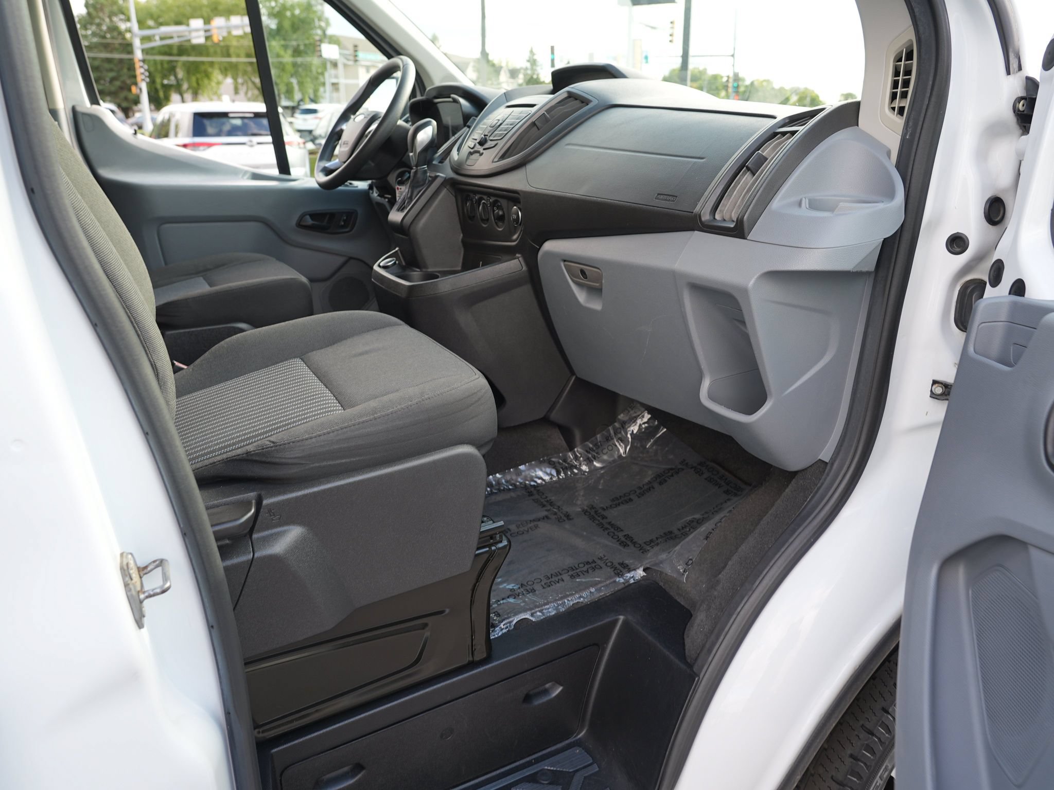 Used 2018 Ford Transit 350 XL RWD image 27