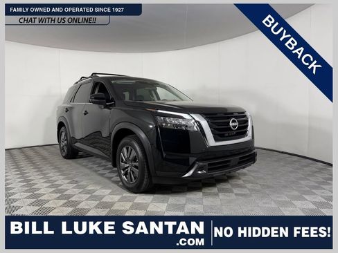 Used 2023 Nissan Pathfinder SV FWD image 1