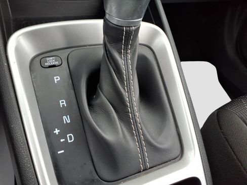 Used 2021 Hyundai Venue SE w/ Cargo Package image 20