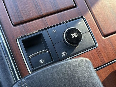 Used 2023 Lincoln Navigator L Reserve image 18