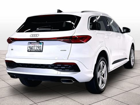 Used 2025 Audi Q5 Premium Plus AWD/4WD image 14