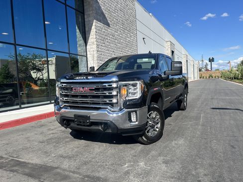 Used 2023 GMC Sierra 2500 SLE w/ SLE Value Package; image 1