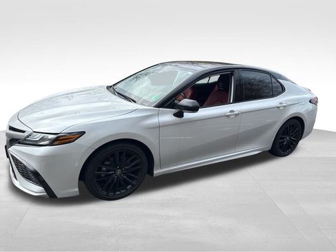 Used 2023 Toyota Camry XSE image 29