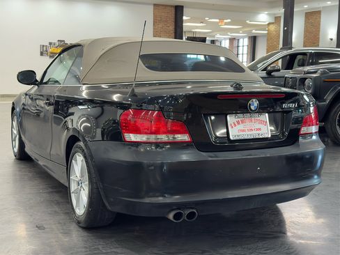 Used 2011 BMW 128i Convertible image 19