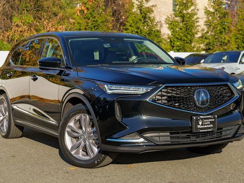 Used 2023 Acura MDX SH-AWD image 1
