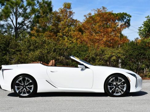 Used 2022 Lexus LC 500 Convertible image 40