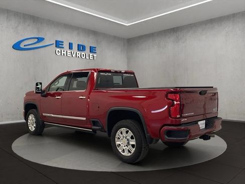 Used 2024 Chevrolet Silverado 2500 High Country w/ Technology Package AWD/4WD image 12