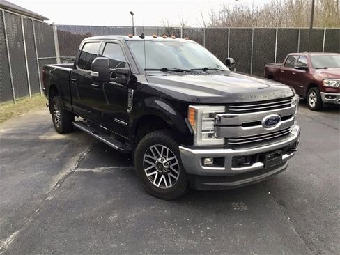 Used 2019 Ford F250 Lariat w/ Lariat Ultimate Package image 5