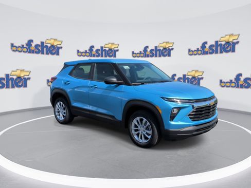 New 2026 Chevrolet TrailBlazer LS AWD/4WD image 2