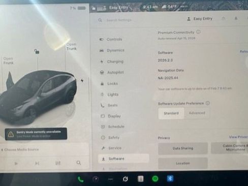 Used 2023 Tesla Model Y Long Range image 10