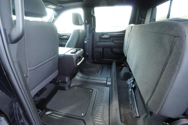 Used 2024 GMC Sierra 1500 AT4 w/ Technology Package AWD/4WD image 31