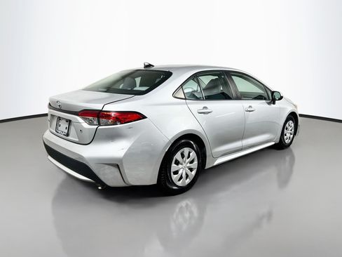 Used 2022 Toyota Corolla L FWD image 4