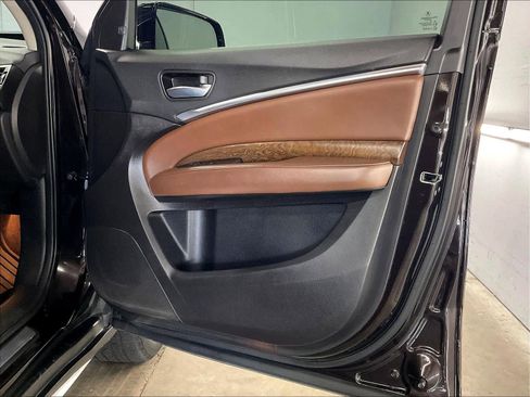 Used 2018 Acura MDX FWD w/ Advance Package image 24
