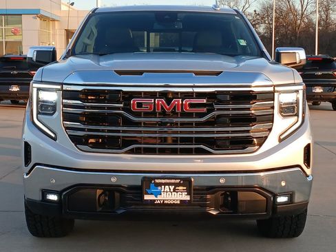 Used 2022 GMC Sierra 1500 SLT w/ SLT Premium Plus Package image 32