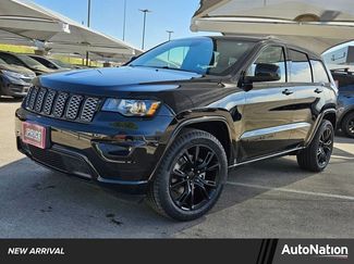 Used 2018 Jeep Grand Cherokee Altitude video 1