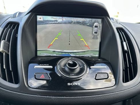 Used 2019 Ford Escape Titanium image 26