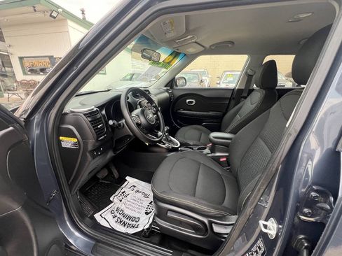 Used 2016 Kia Soul + w/ Eco Package FWD image 15