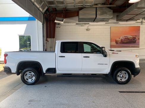 Used 2024 Chevrolet Silverado 2500 W/T w/ WT Convenience Package AWD/4WD image 10