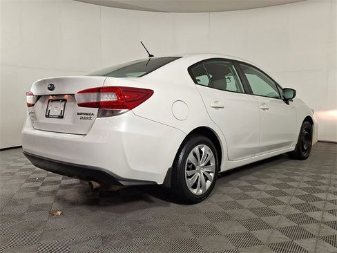Used 2017 Subaru Impreza 2.0i image 9